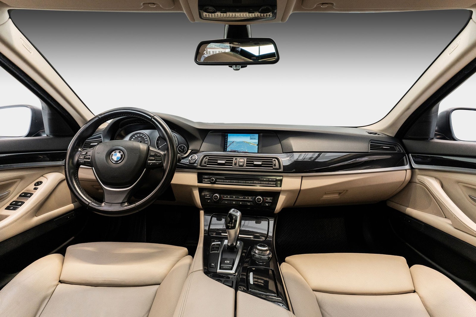 BMW 520d Touring Steptronic, 163hp, 2012