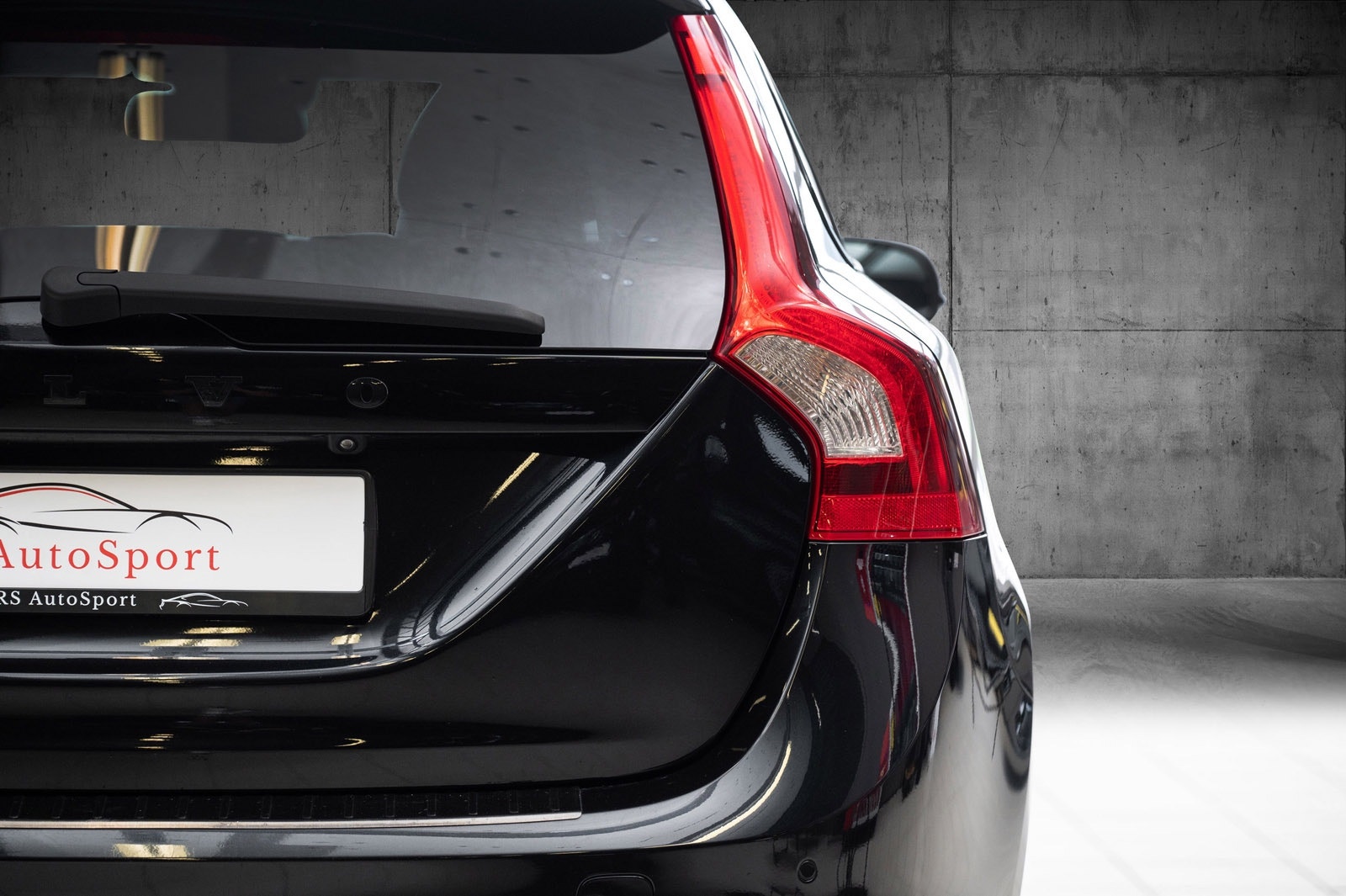 Volvo V60 D2 Powershift 6, 6-trins, 115ps, 2014