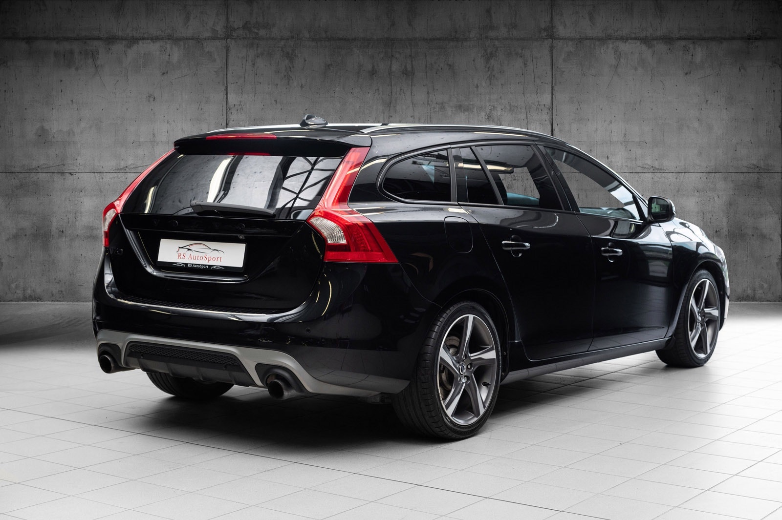 Volvo V60 D2 Powershift 6, 6-trins, 115ps, 2014