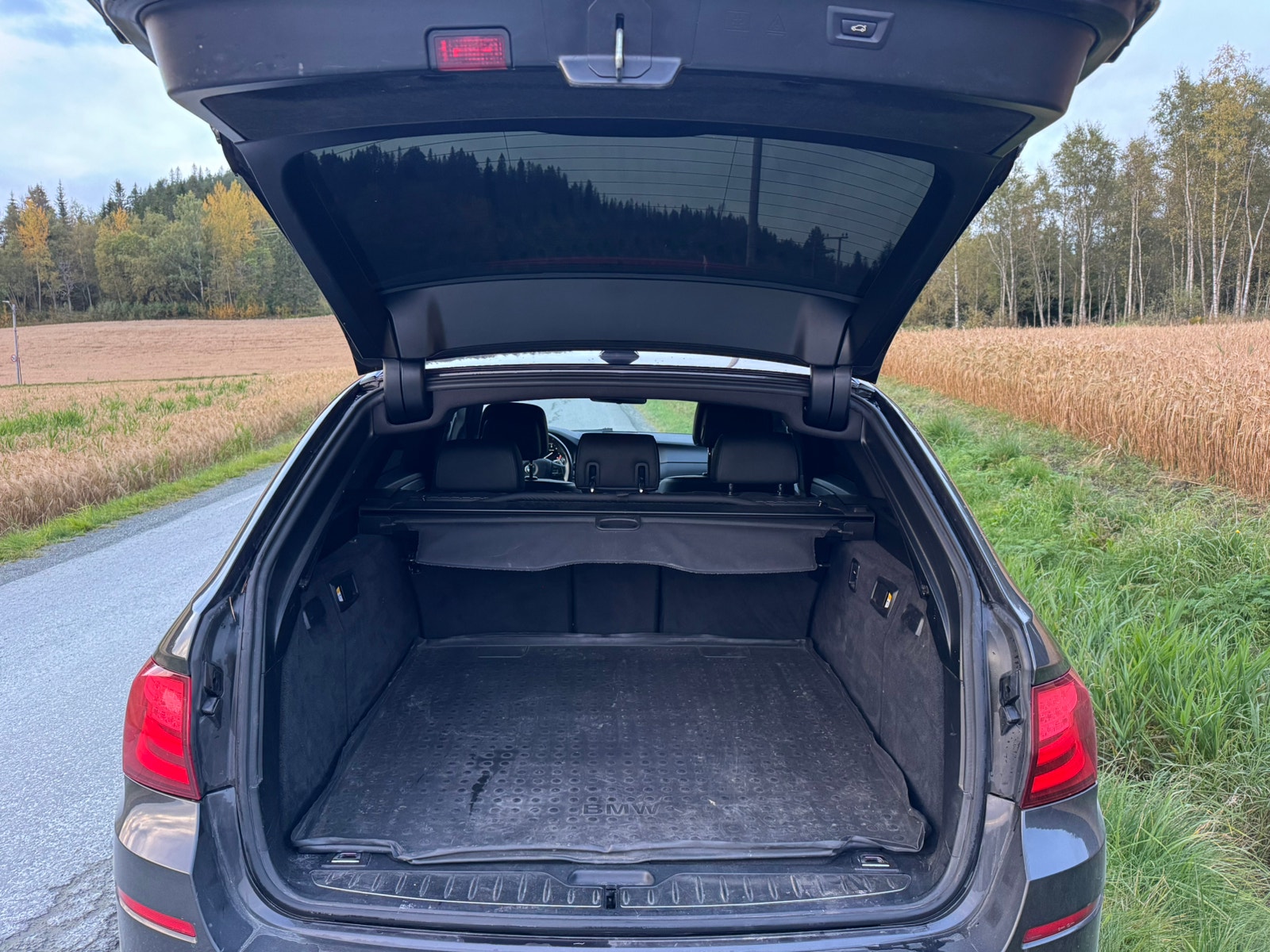 BMW 520d Touring Steptronic, 8-trinn, 163hk, 2012