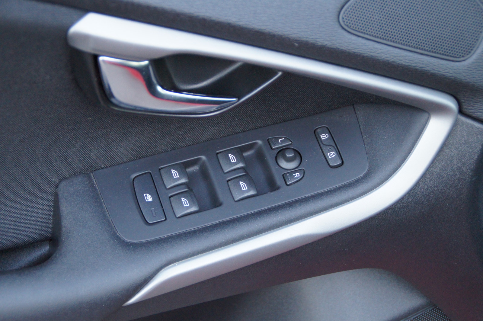 Volvo V40 D2 Manual, 6-trins, 115ps, 2014