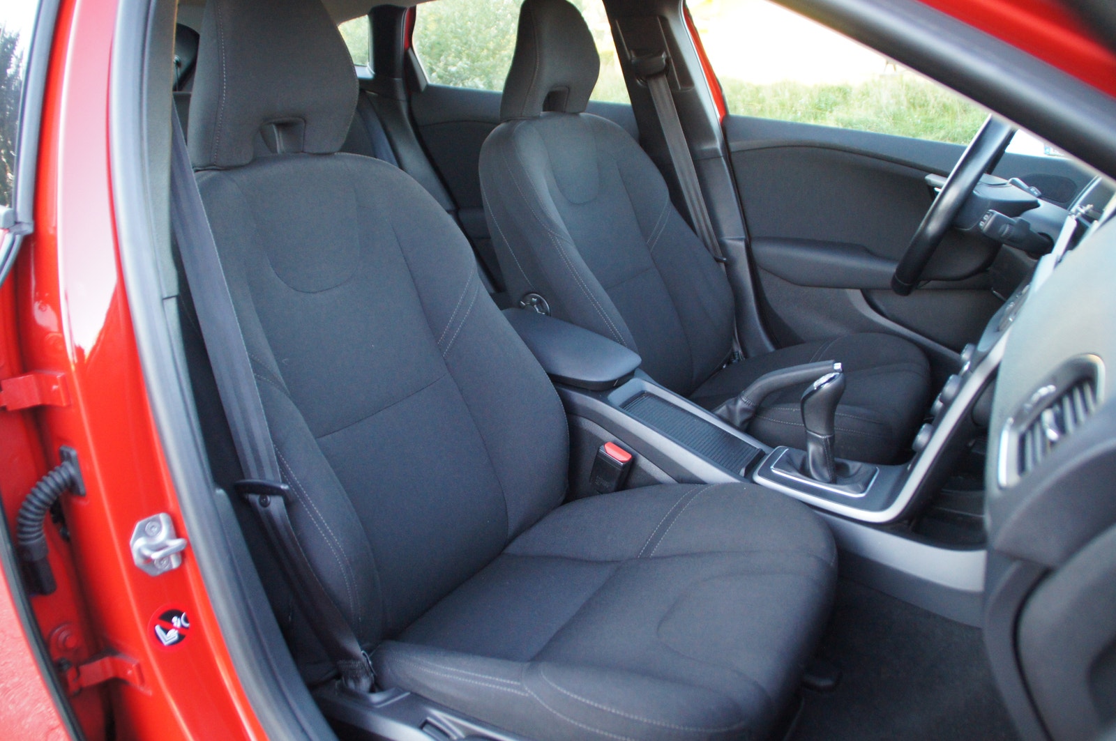Volvo V40 D2 Manual, 6-trins, 115ps, 2014