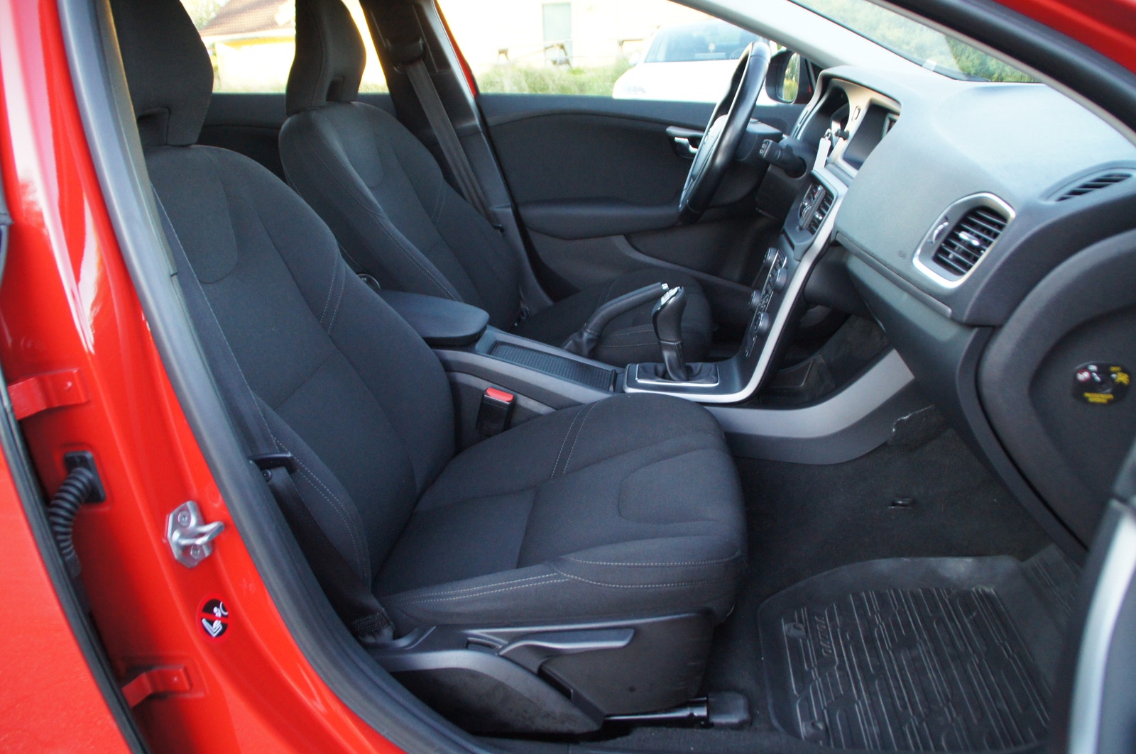 Volvo V40 D2 Manual, 6-trins, 115ps, 2014