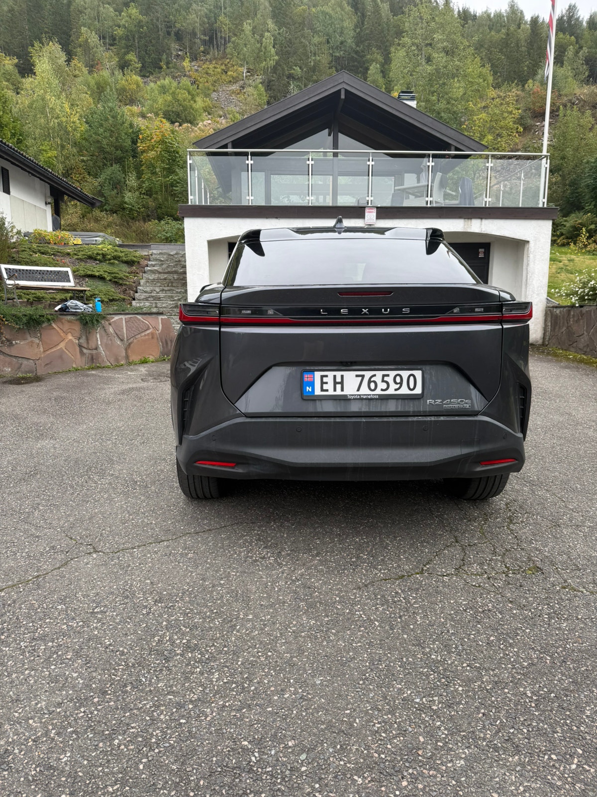 Lexus RZ 450e, 313ps, 2024