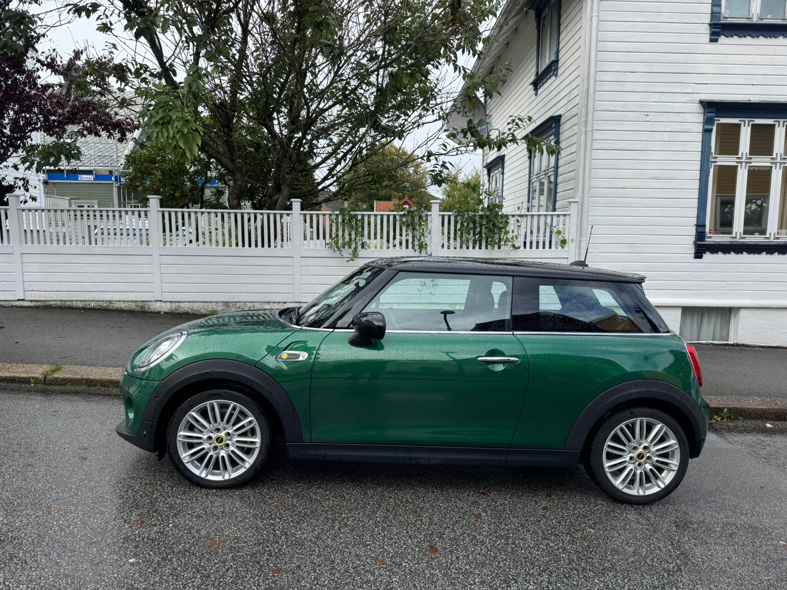 MINI Cooper SE, 184hp, 2021