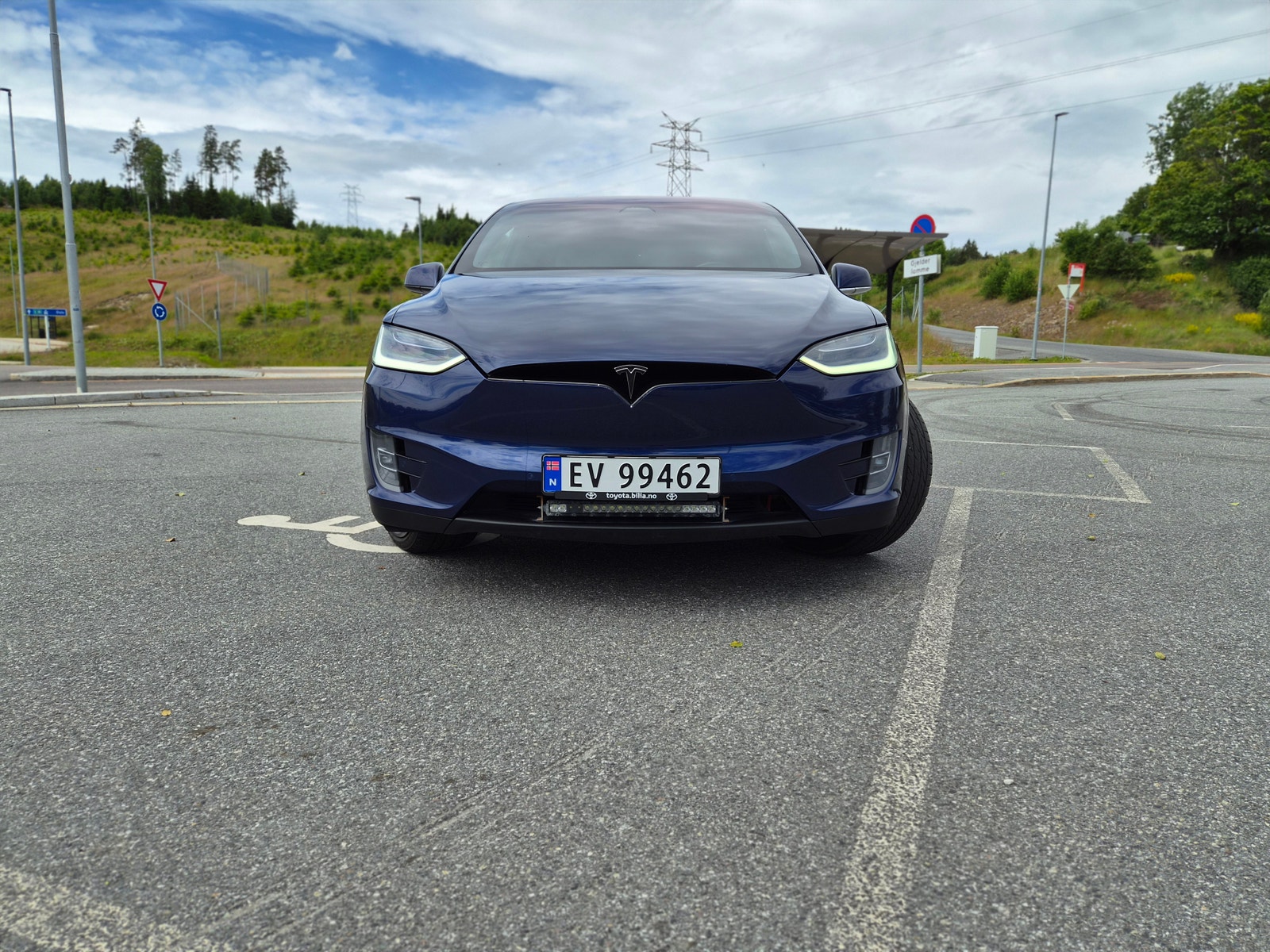Tesla Model X Long Range, 423hp, 2019