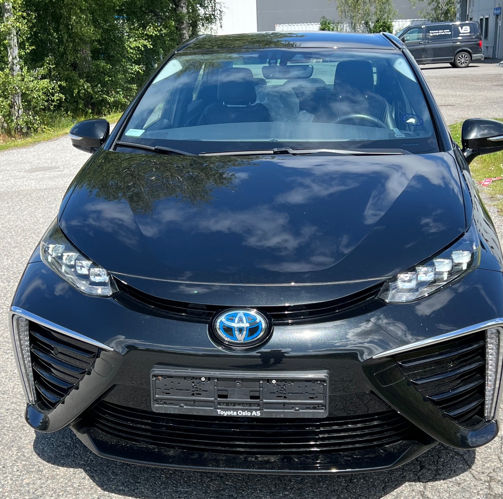 Toyota Mirai FuelCell, 154hp, 2018