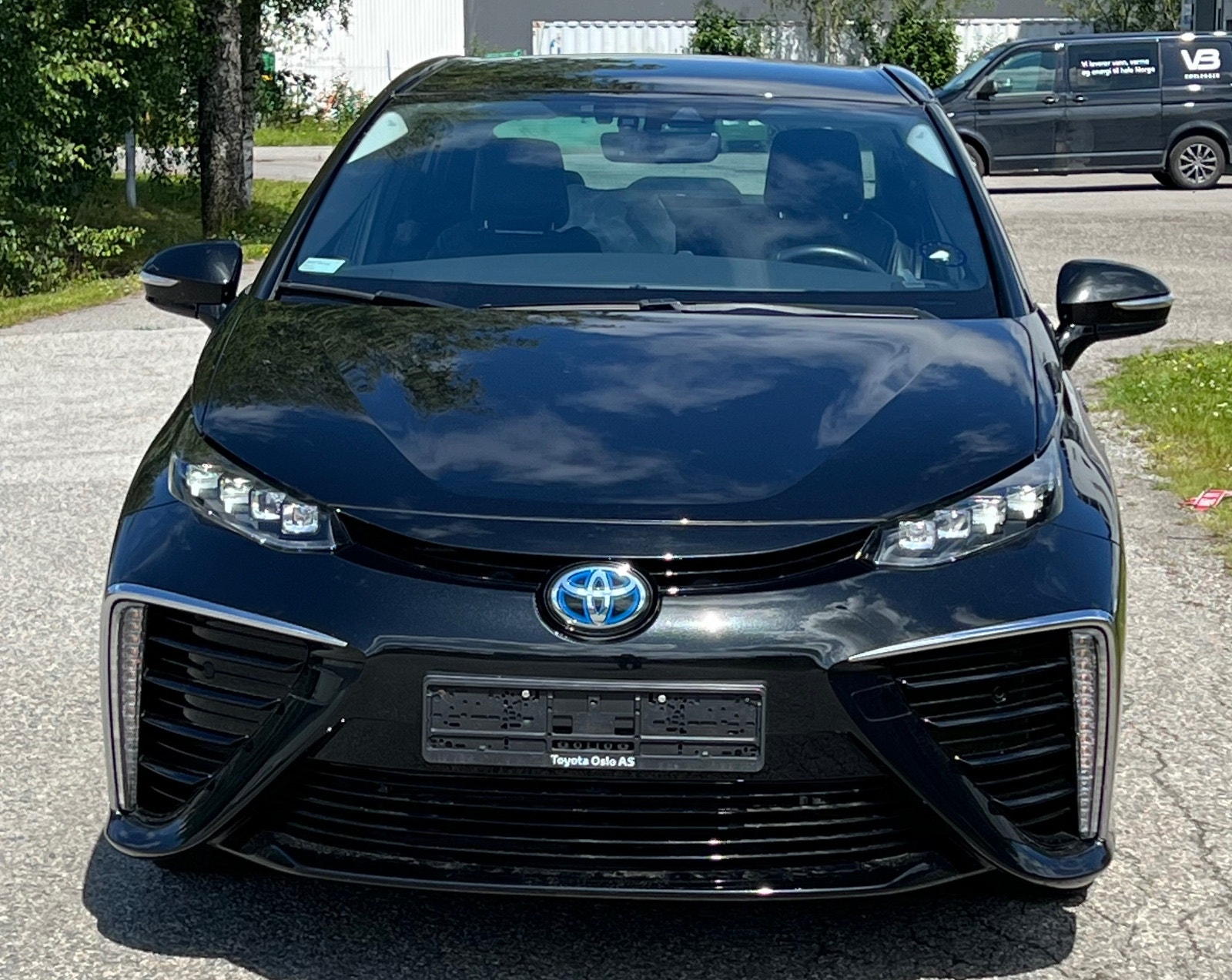 Toyota Mirai FuelCell, 154hp, 2018
