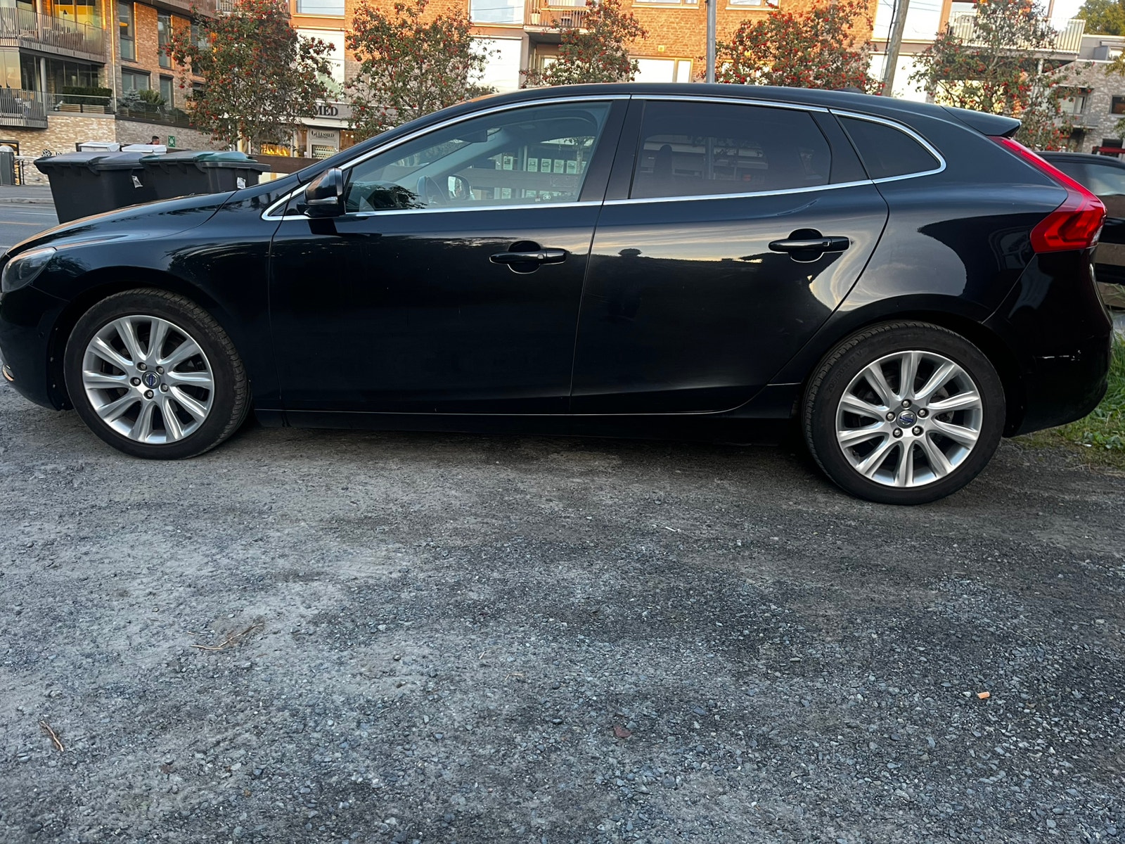 Volvo V40 D2 Manual, 6-trins, 115ps, 2013
