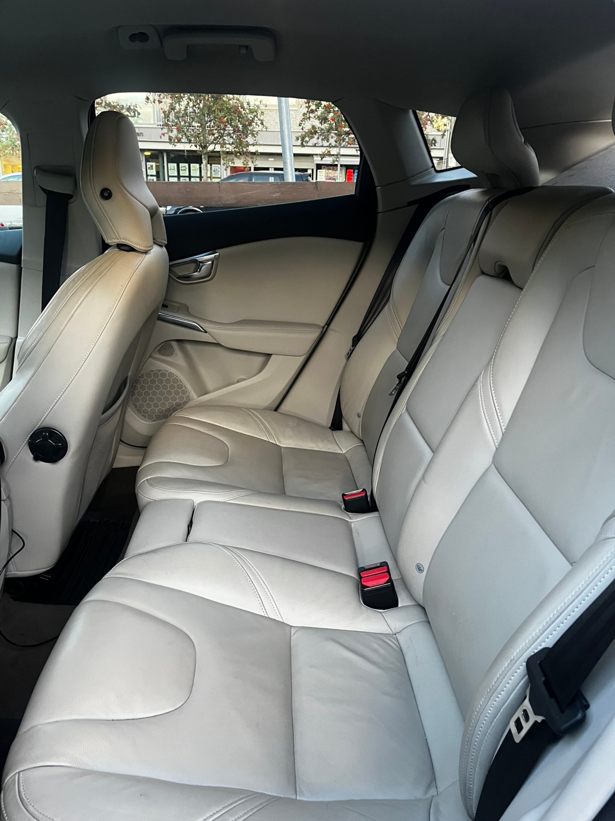 Volvo V40 D2 Manual, 6-trins, 115ps, 2013