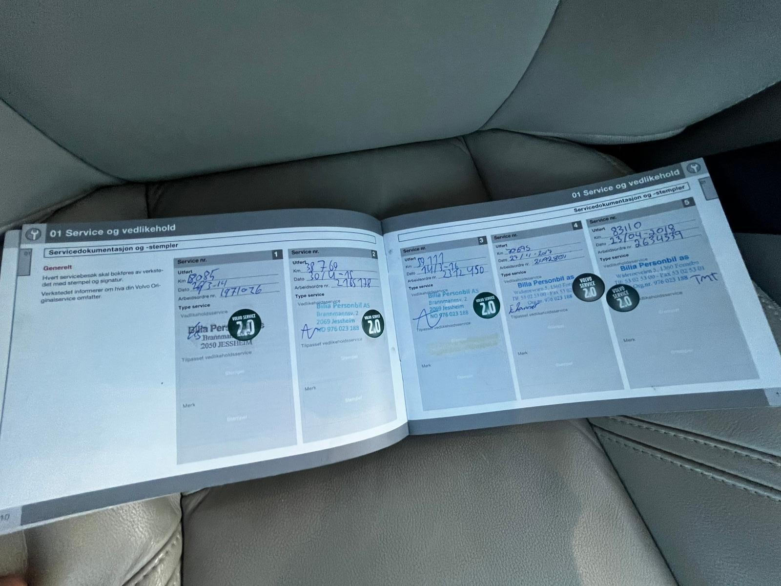 Volvo V40 D2 Manual, 6-trins, 115ps, 2013