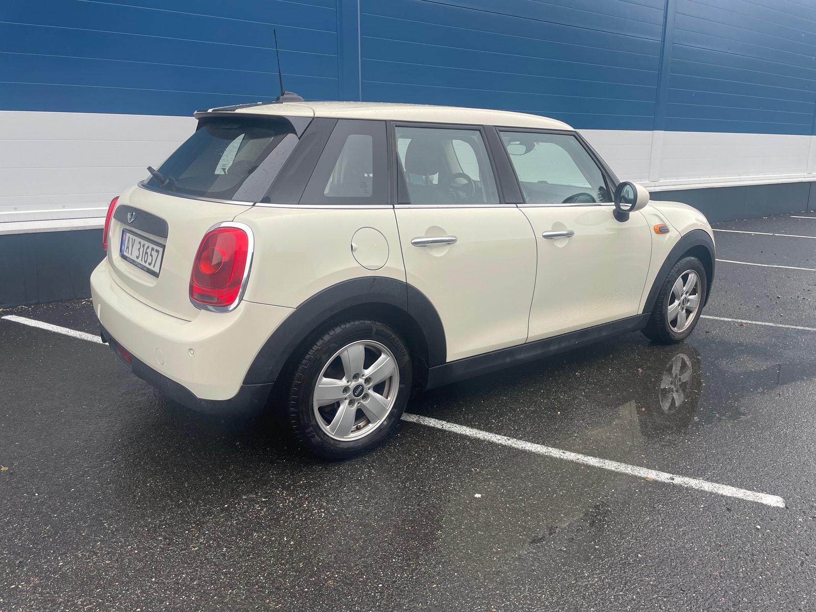 MINI One 5-door Manual, 102hp, 2017