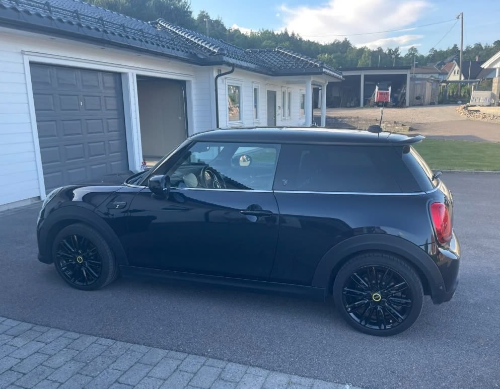 MINI Cooper SE, 184hp, 2022