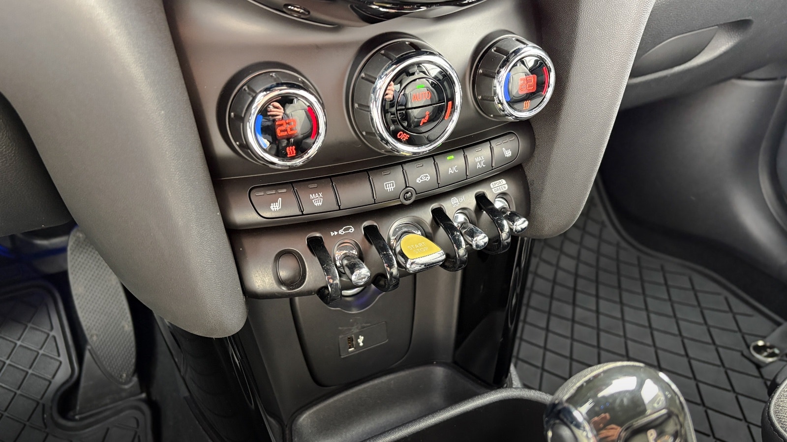 MINI Cooper SE, 184hp, 2023