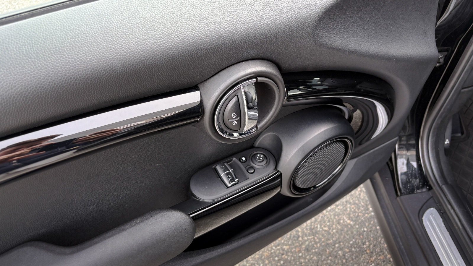 MINI Cooper SE, 184hp, 2023