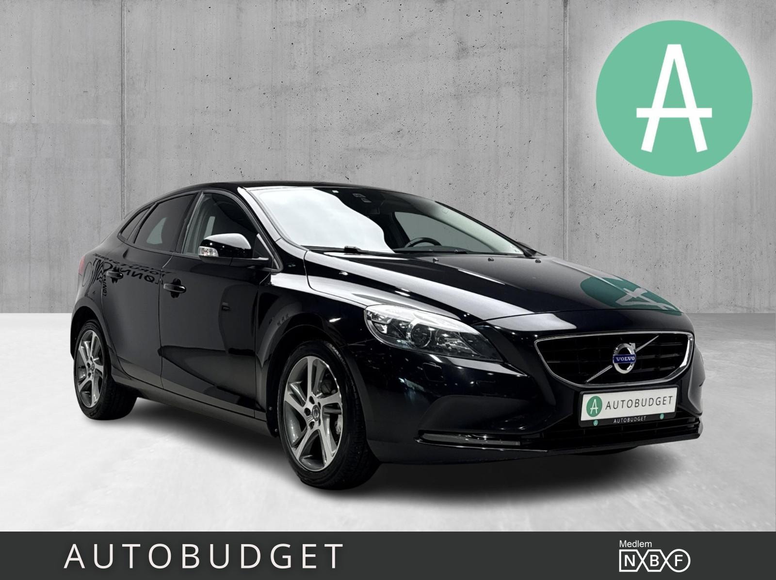 Volvo V40 D2 Manual, 6-trins, 115ps, 2015