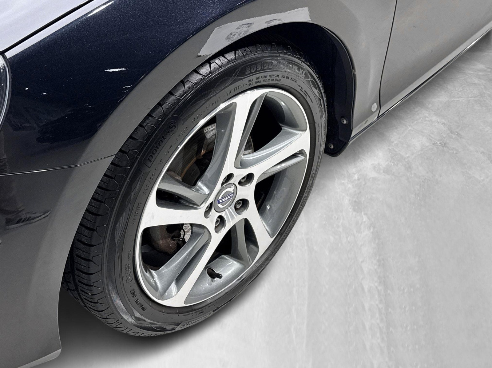 Volvo V40 D2 Manual, 6-trins, 115ps, 2015