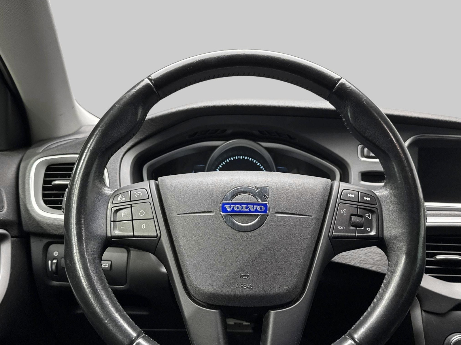 Volvo V40 D2 Manual, 6-trins, 115ps, 2015