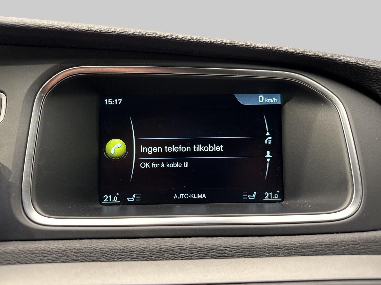Volvo V40 D2 Manual, 6-trins, 115ps, 2015