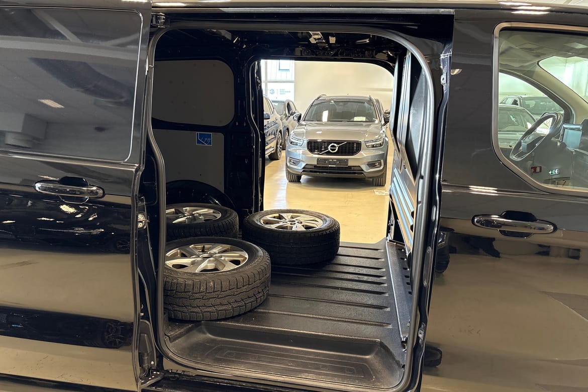 Ford Transit Custom 320 2.0 EcoBlue AWD SelectShift, 170hp, 2024