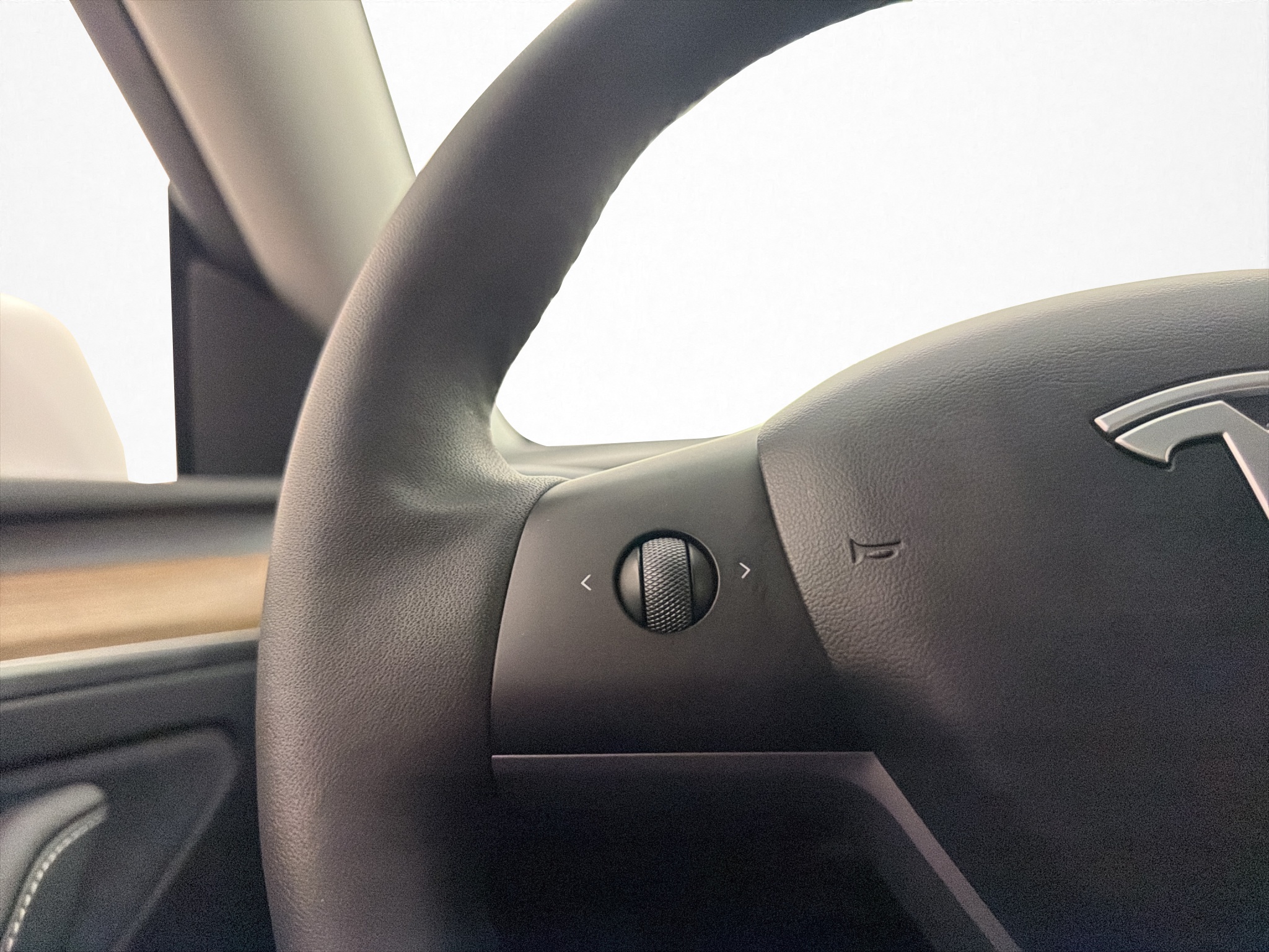 Tesla Model Y Long Range AWD, 514hp, 2023