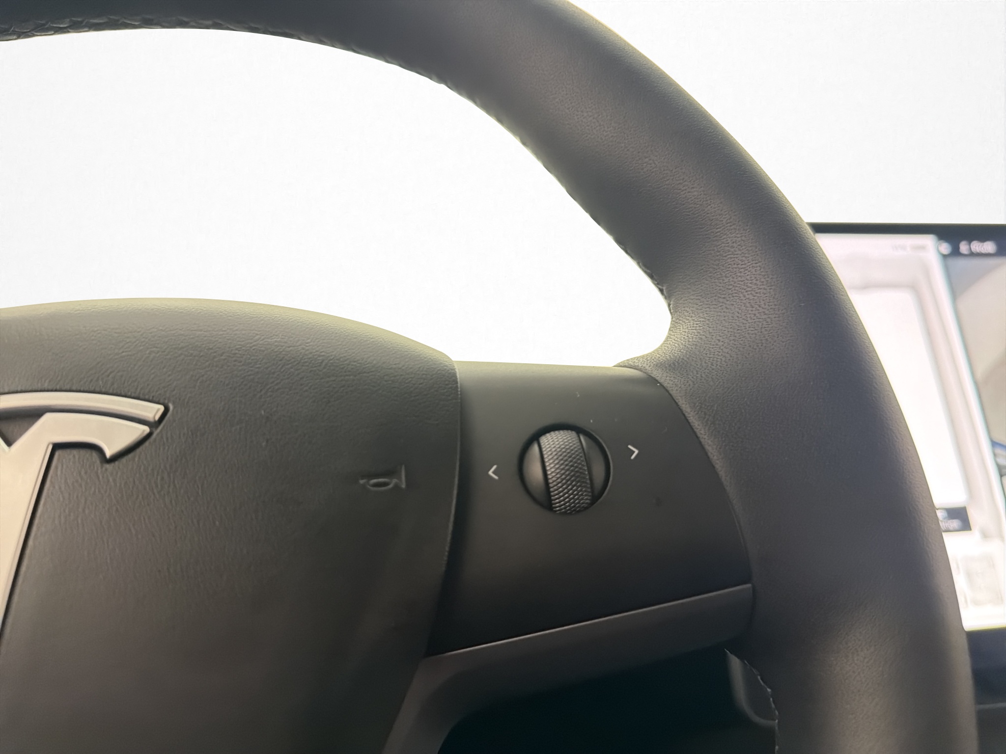 Tesla Model Y Long Range AWD, 514hp, 2023