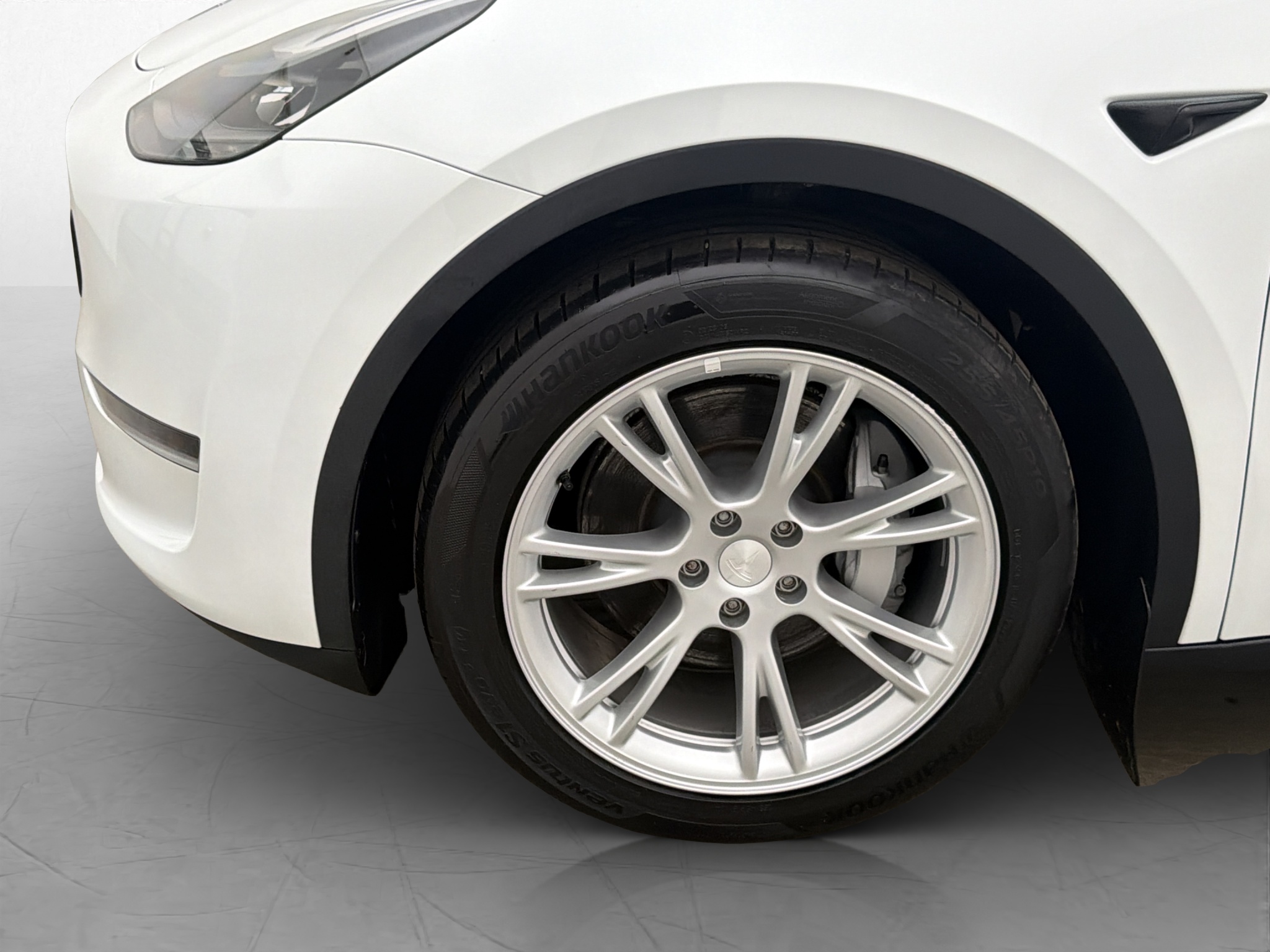 Tesla Model Y Long Range AWD, 514hp, 2023