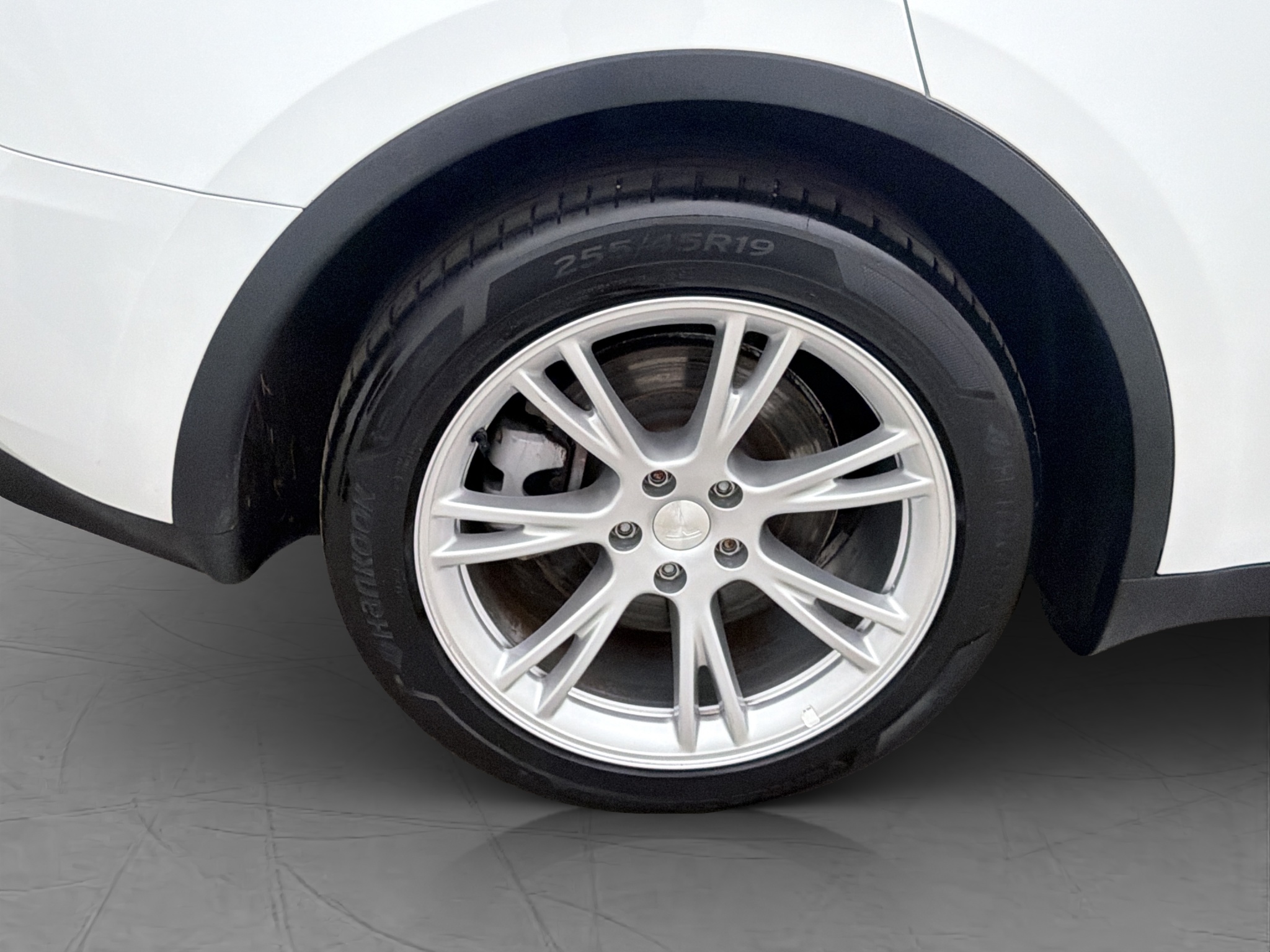 Tesla Model Y Long Range AWD, 514hp, 2023