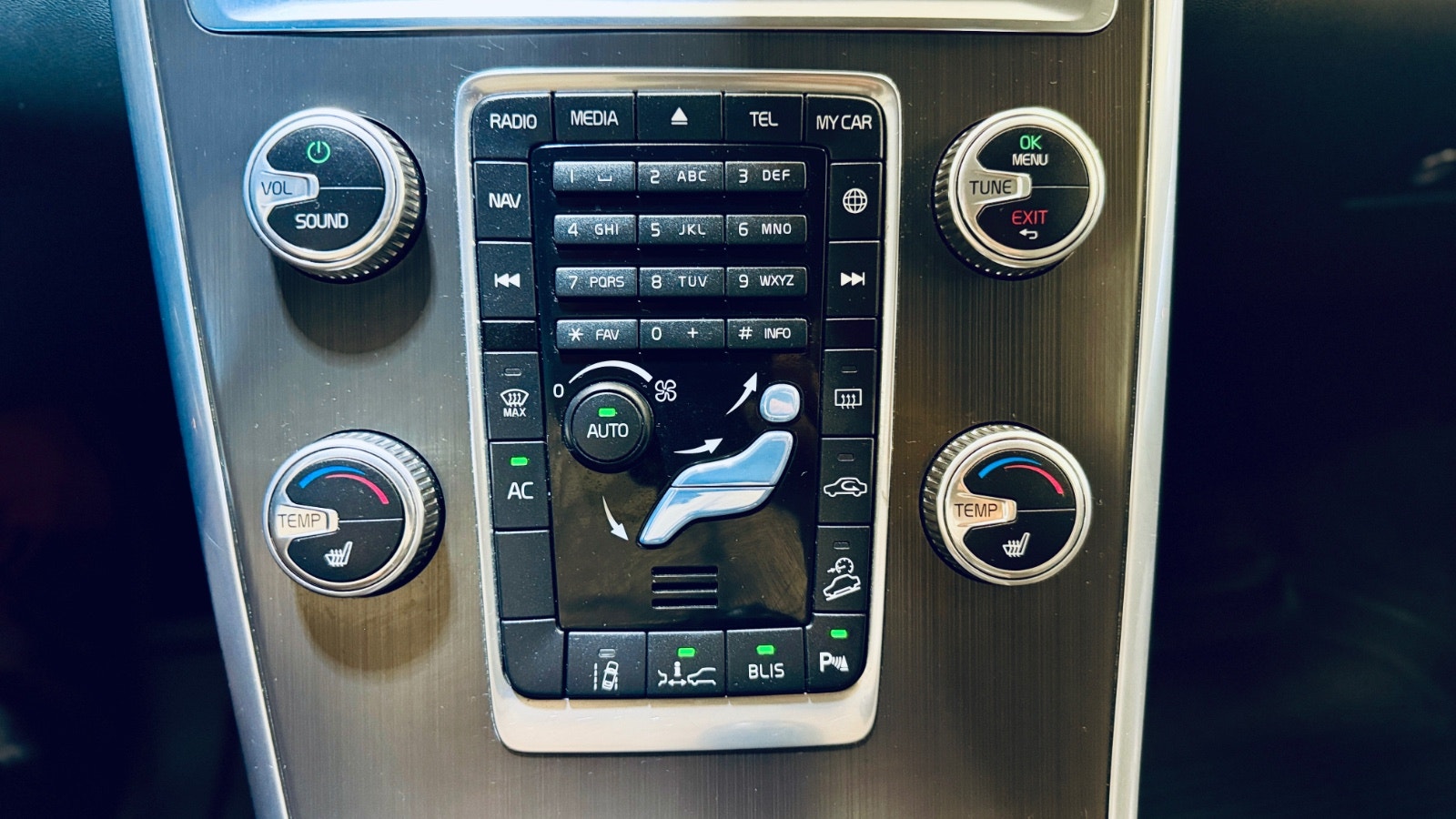 Volvo XC60 D4 AWD Geartronic, 163hp, 2015