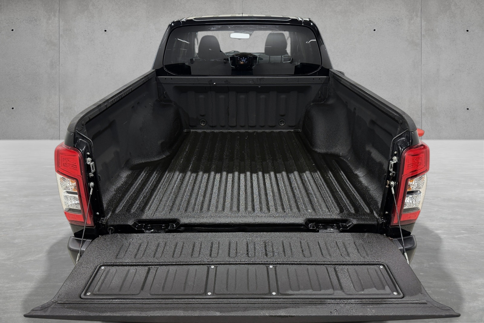 Mitsubishi L200 Dobbelcab 2.2 Di-D 4WD Automatisk, 6-trinn, 150hk, 2022