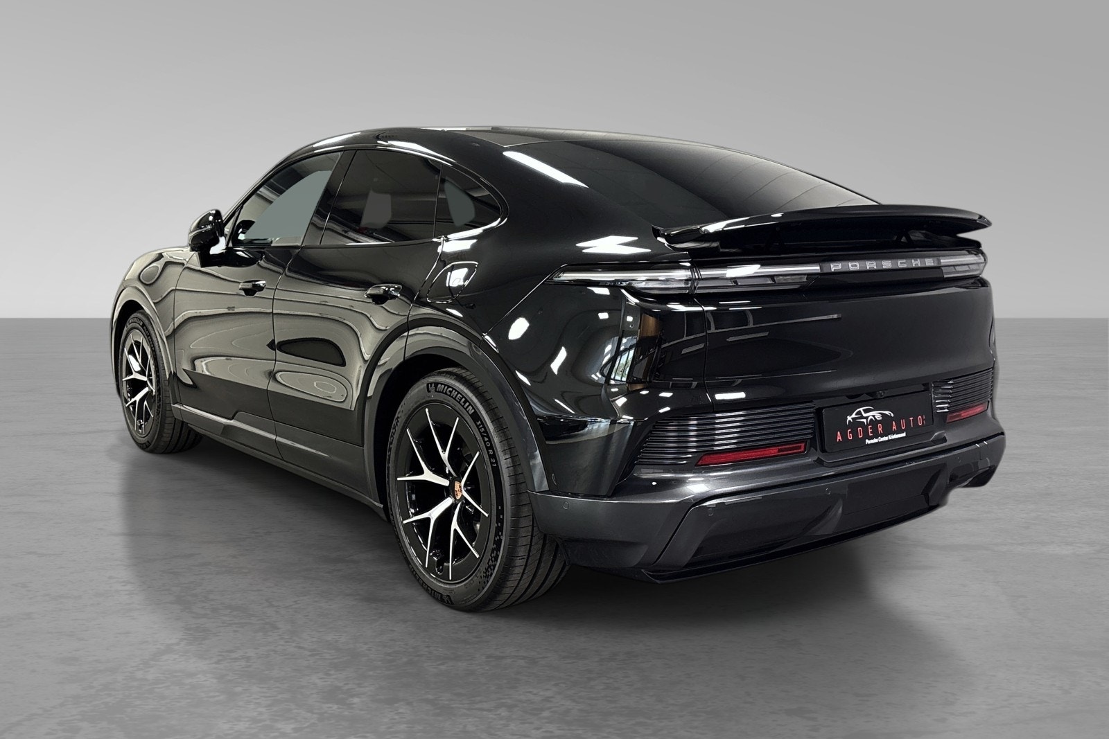 Porsche Cayenne Coupé Electric, 408ps, 2026