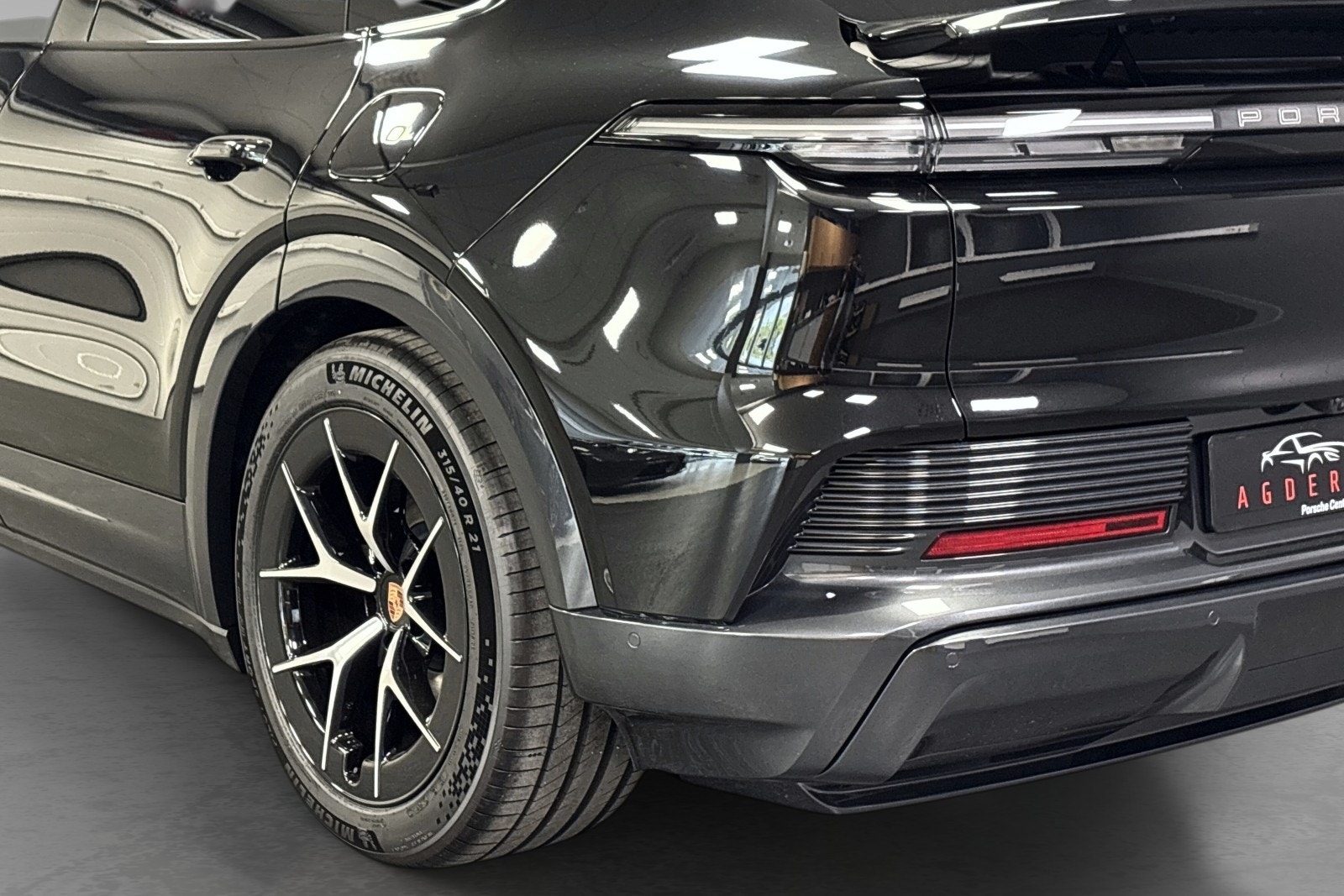 Porsche Cayenne Coupé Electric, 408ps, 2026