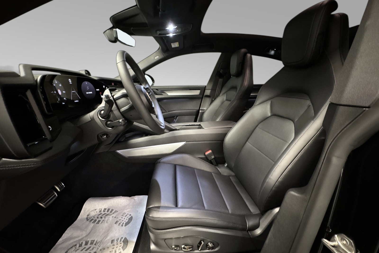 Porsche Cayenne Coupé Electric, 408ps, 2026