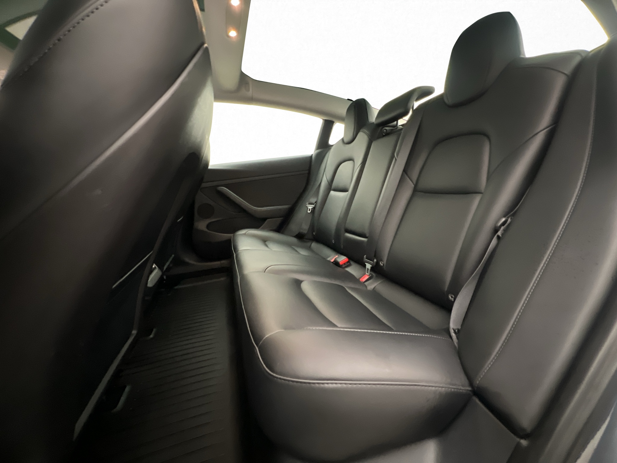 Tesla Model 3 Standard Range, 283hk, 2022
