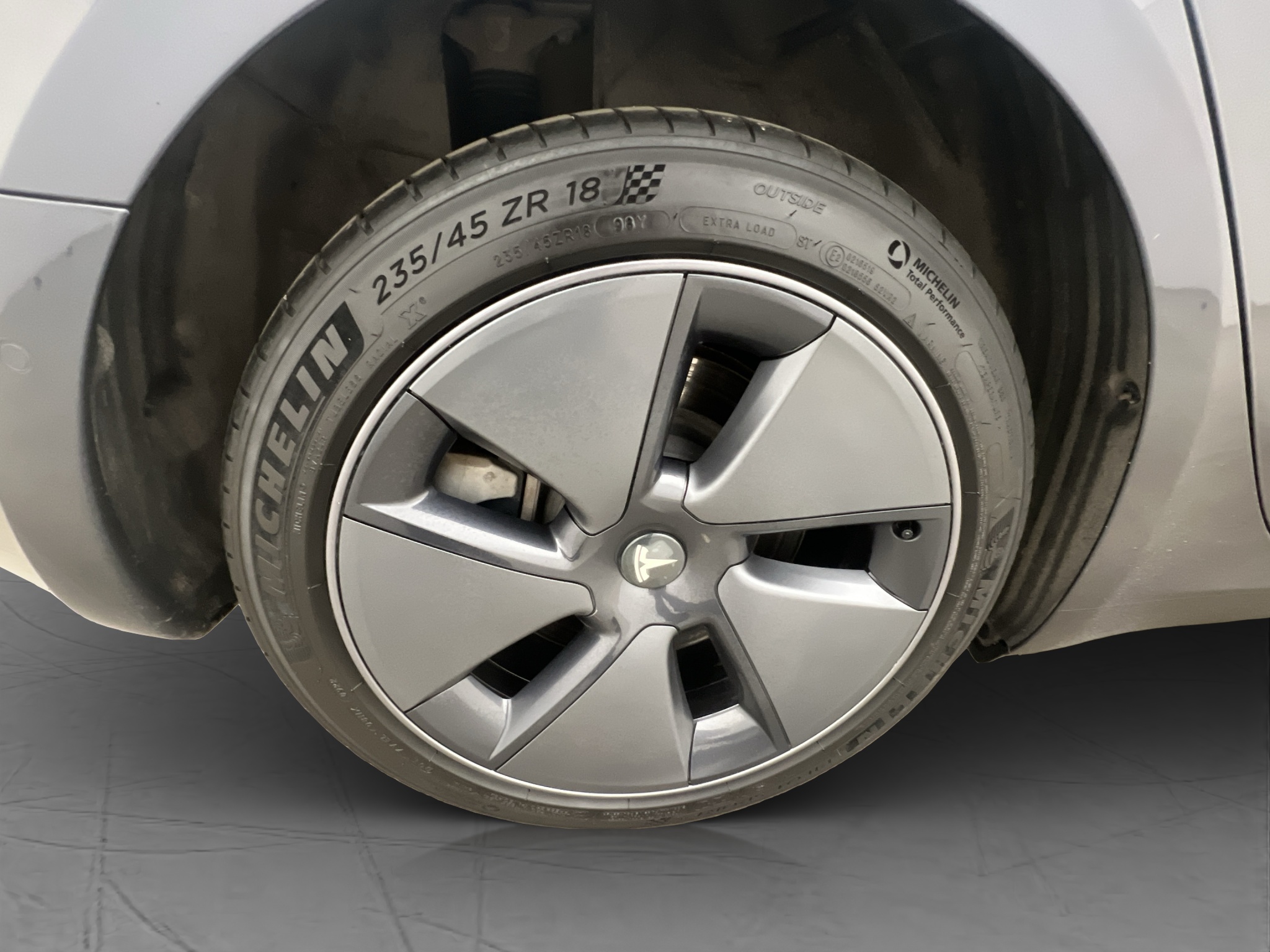 Tesla Model 3 Standard Range, 283hk, 2022