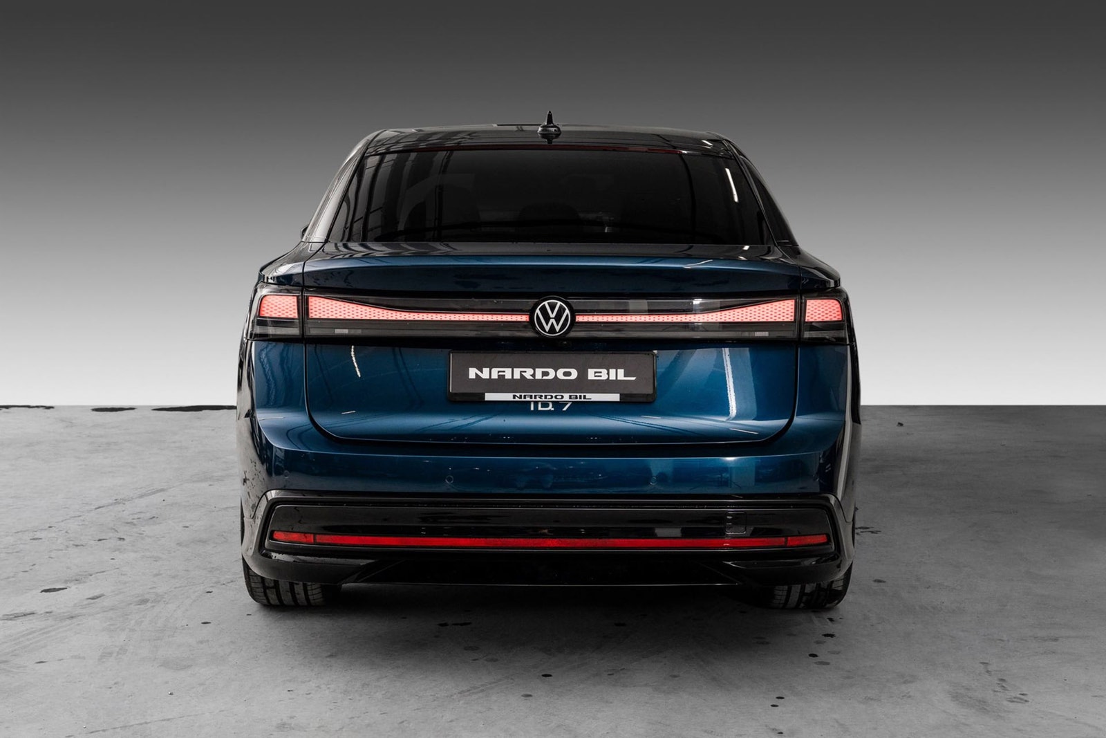Volkswagen ID.7 Pro, 286hp, 2024