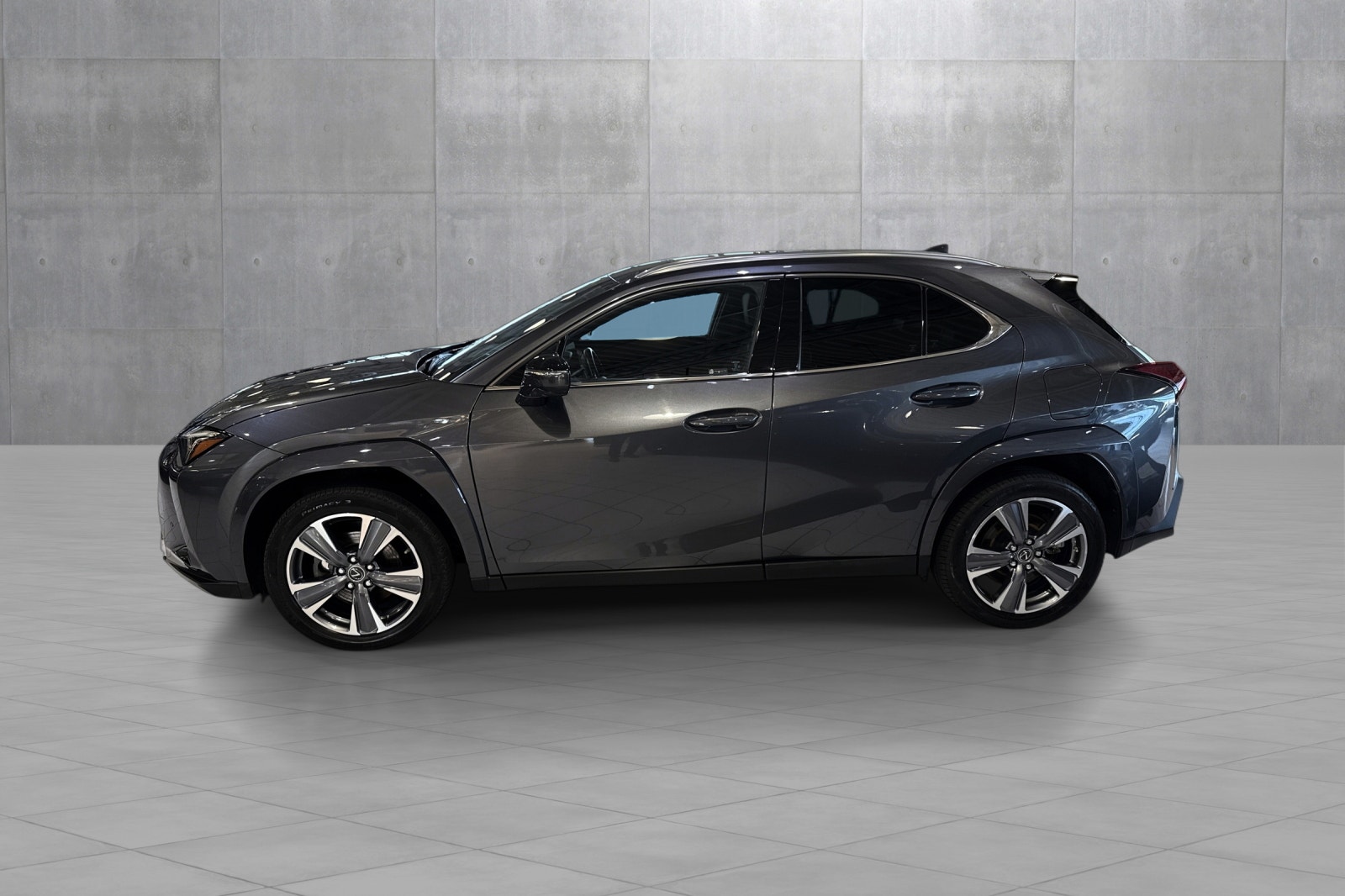 Lexus UX 300e, 204ps, 2023