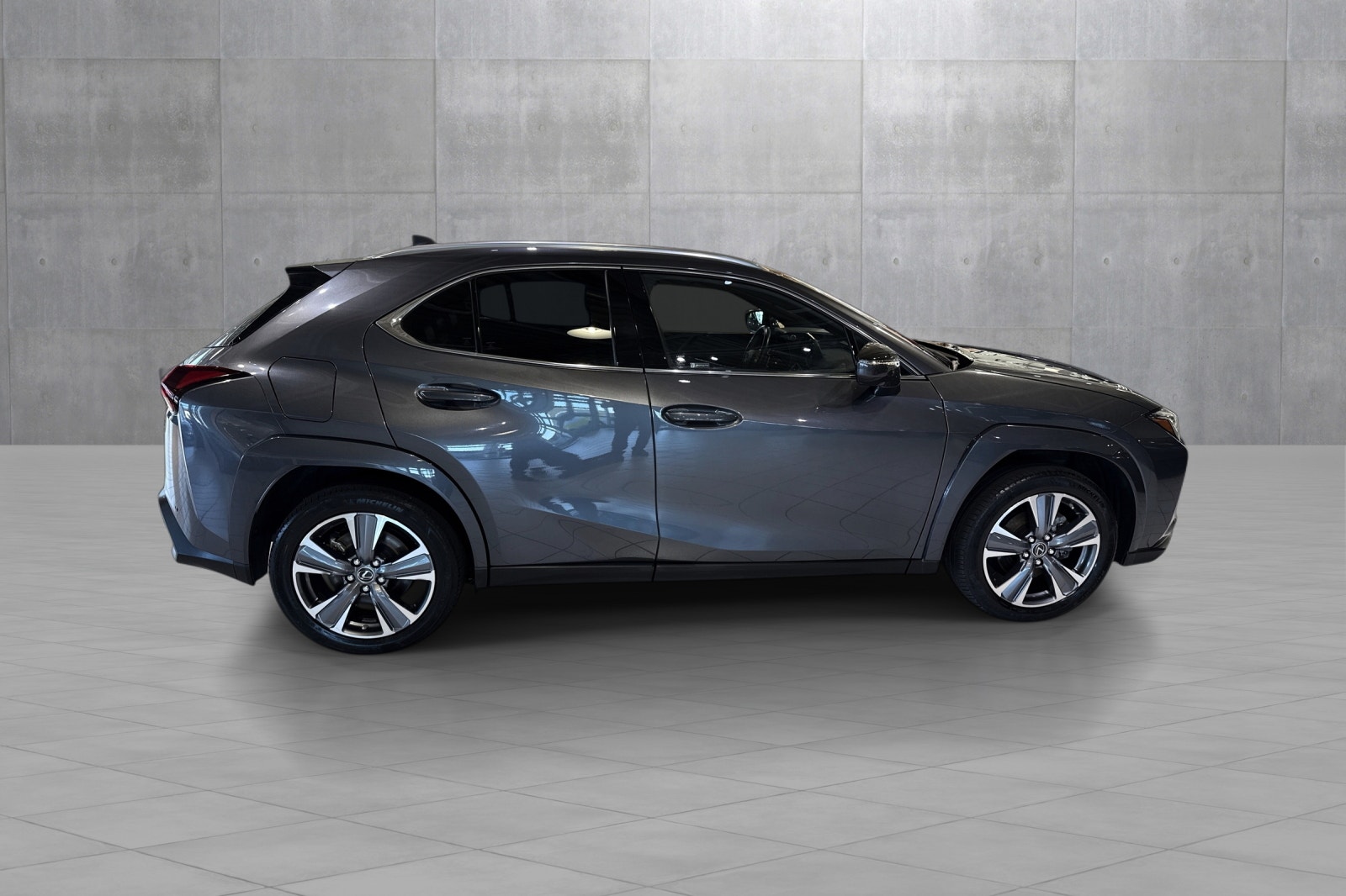 Lexus UX 300e, 204ps, 2023
