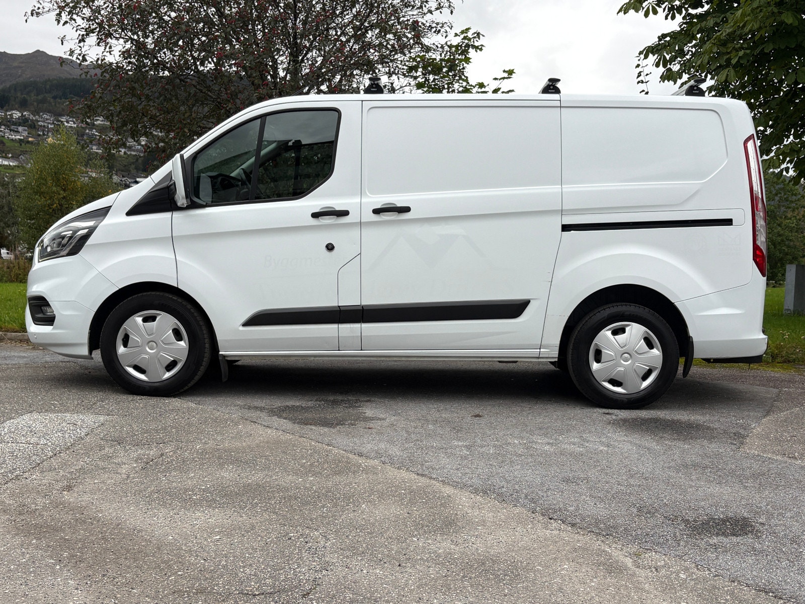Ford Transit Custom 300 2.0 EcoBlue SelectShift, 130hp, 2020