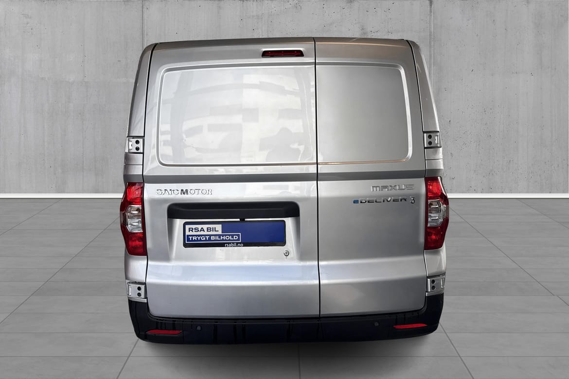 Maxus e-Deliver 3 52.5 kWh, 122ps, 2021