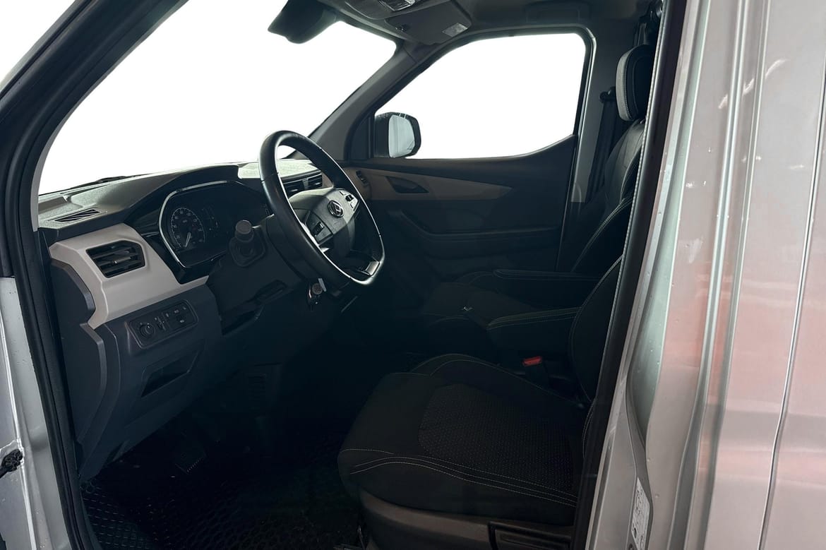 Maxus e-Deliver 3 52.5 kWh, 122ps, 2021