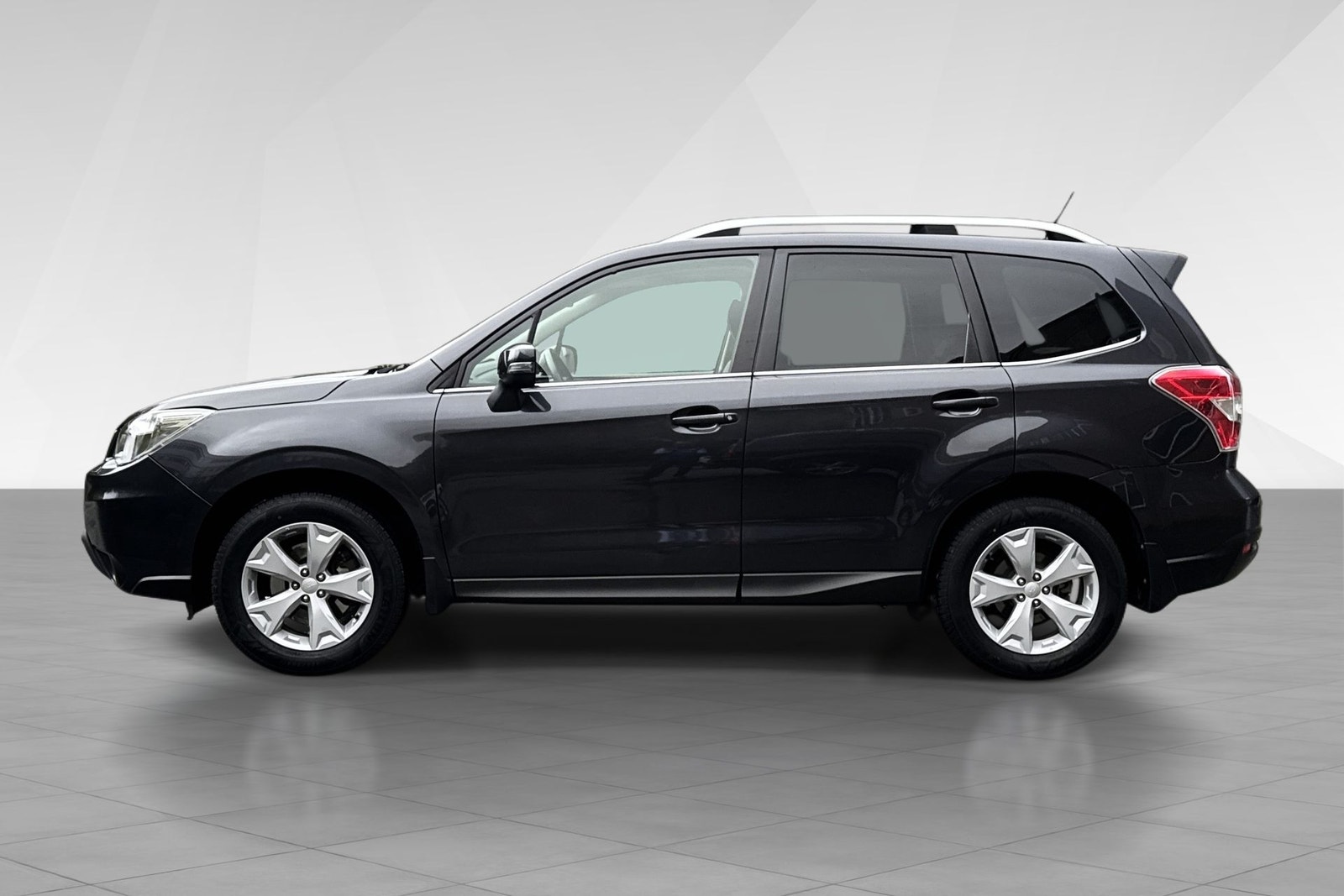 Subaru Forester 2.0 4WD Lineartronic, 147ps, 2015
