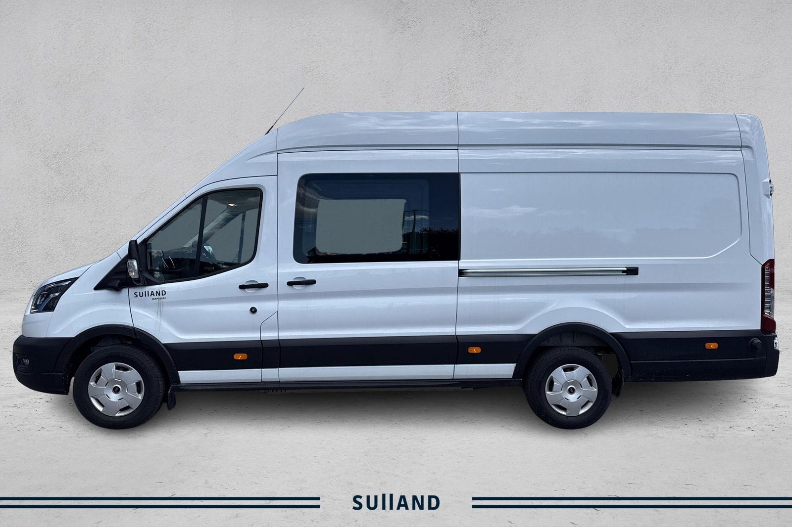 Ford E-Transit 425, 269hp, 2025