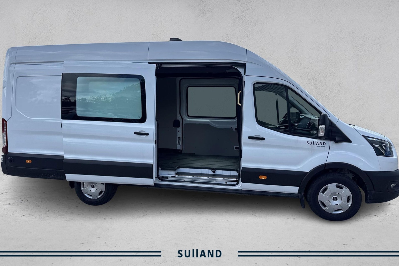 Ford E-Transit 425, 269hp, 2025