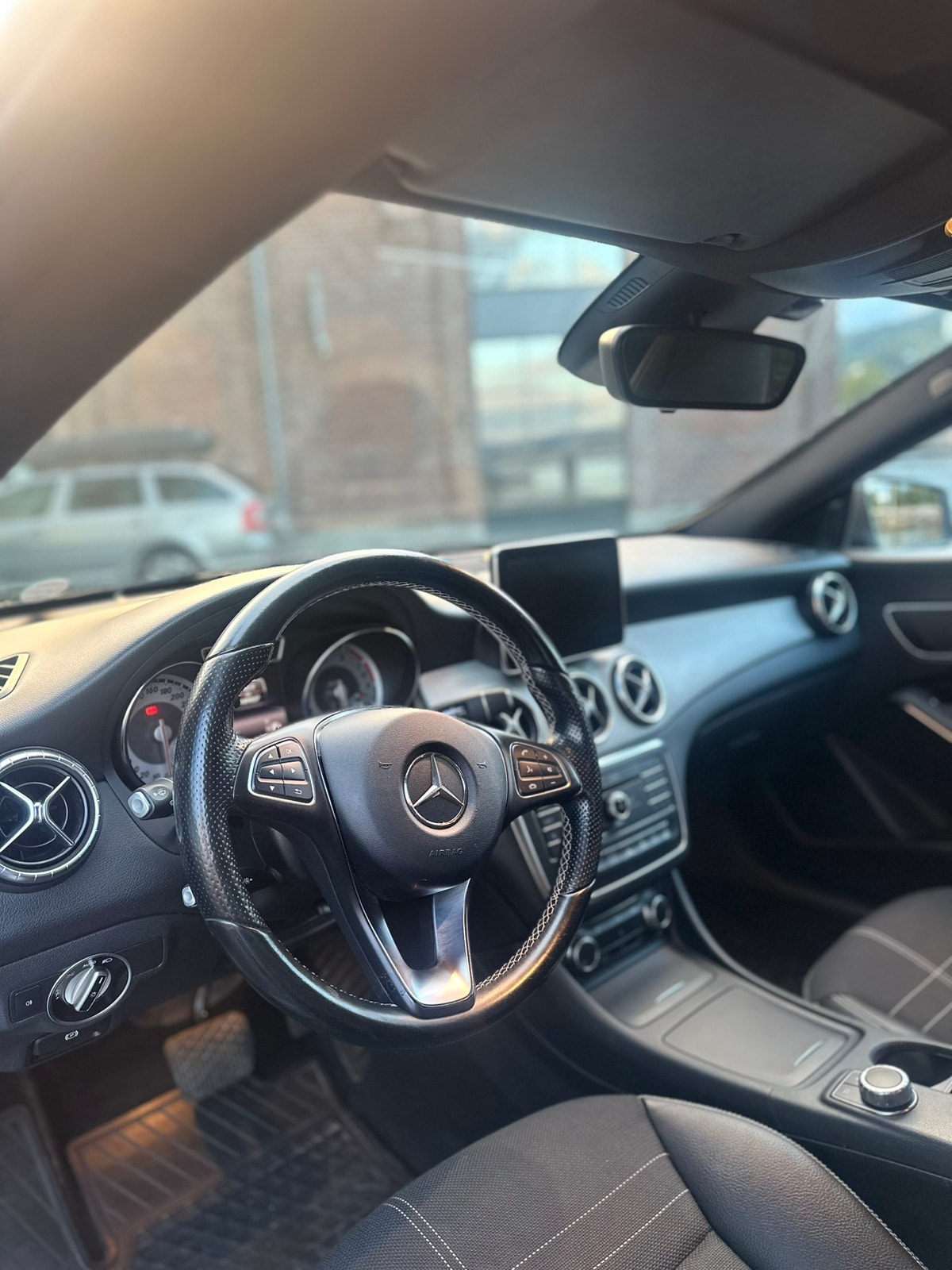 Mercedes-Benz CLA 180 7G-DCT, 122hk, 2015