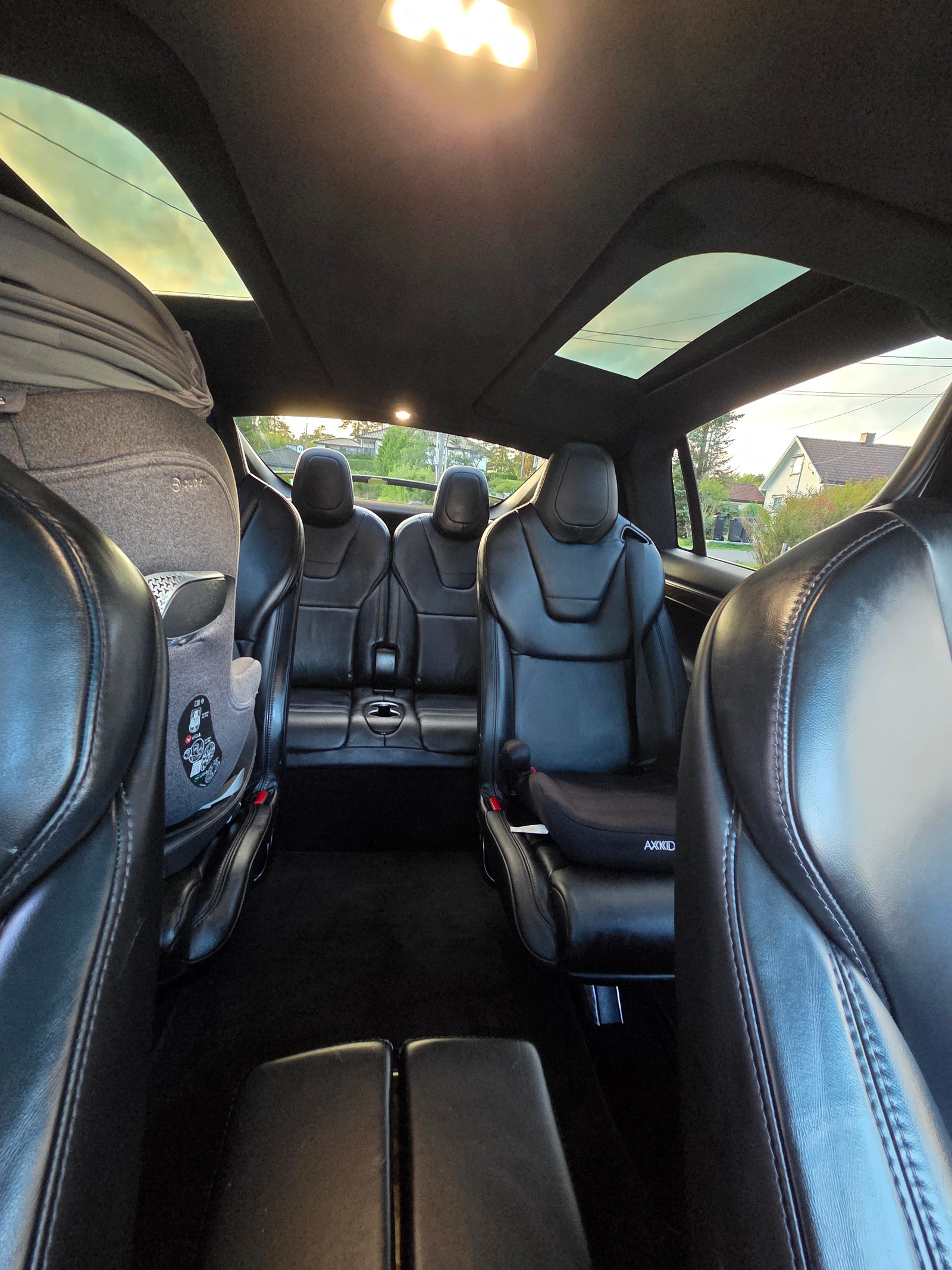 Tesla Model X 90D, 423hp, 2017