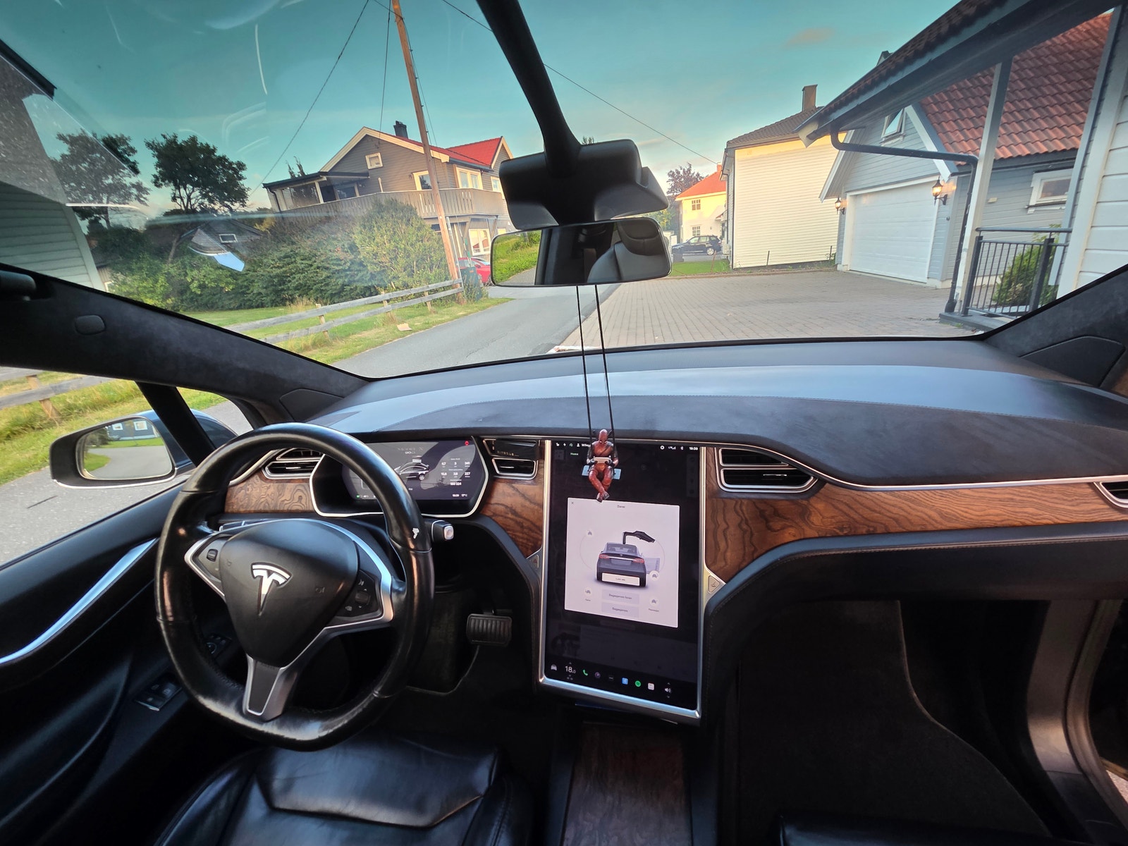 Tesla Model X 90D, 423hp, 2017