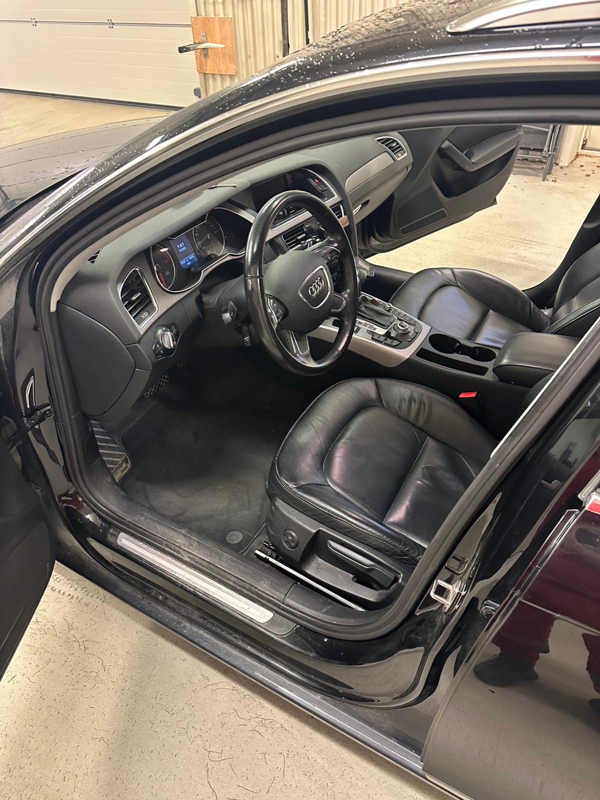 Audi A4 Avant 2.0 TDI DPF Multitronic, 143ps, 2013