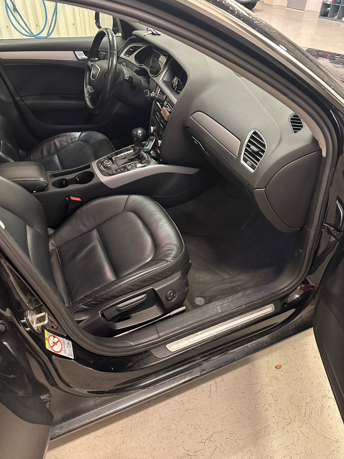 Audi A4 Avant 2.0 TDI DPF Multitronic, 143ps, 2013