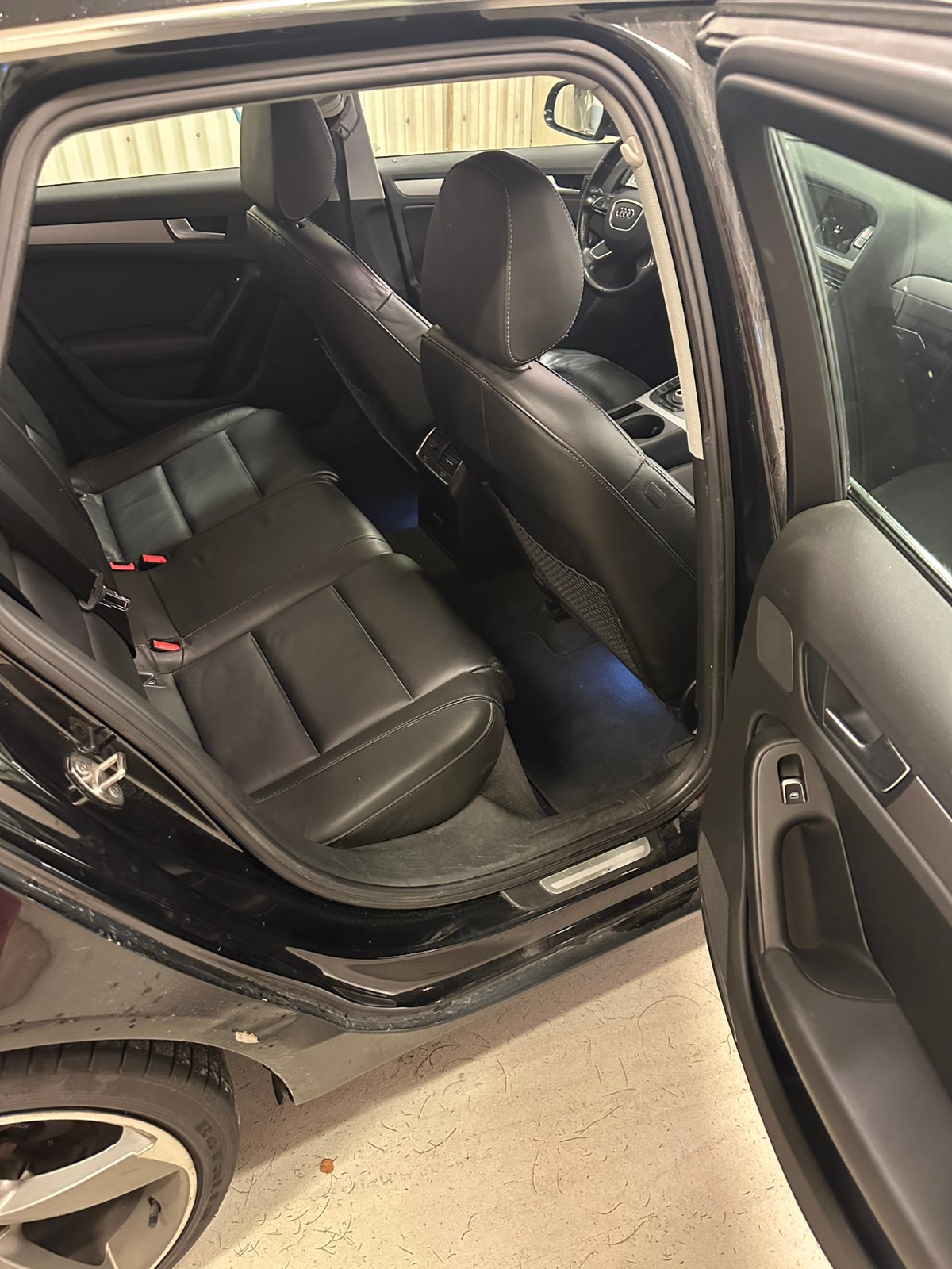 Audi A4 Avant 2.0 TDI DPF Multitronic, 143ps, 2013
